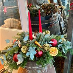 Christmas Table Centre Oval &#39;Ruby&amp;Gold&#39;